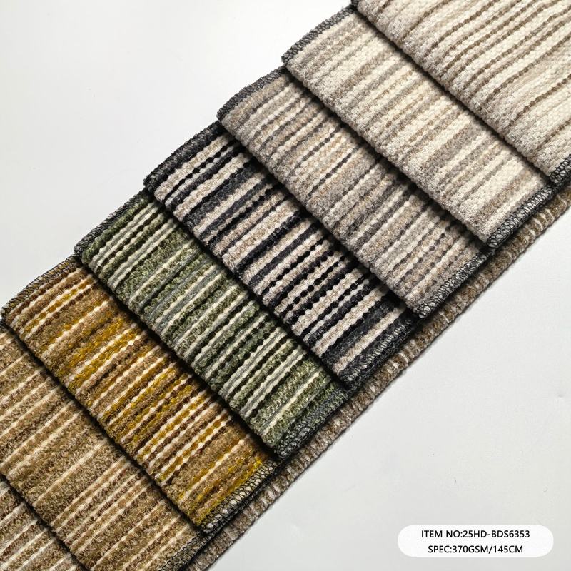 25HD-BDS6353 Printed Chenille Upholstery Fabric 400gsm