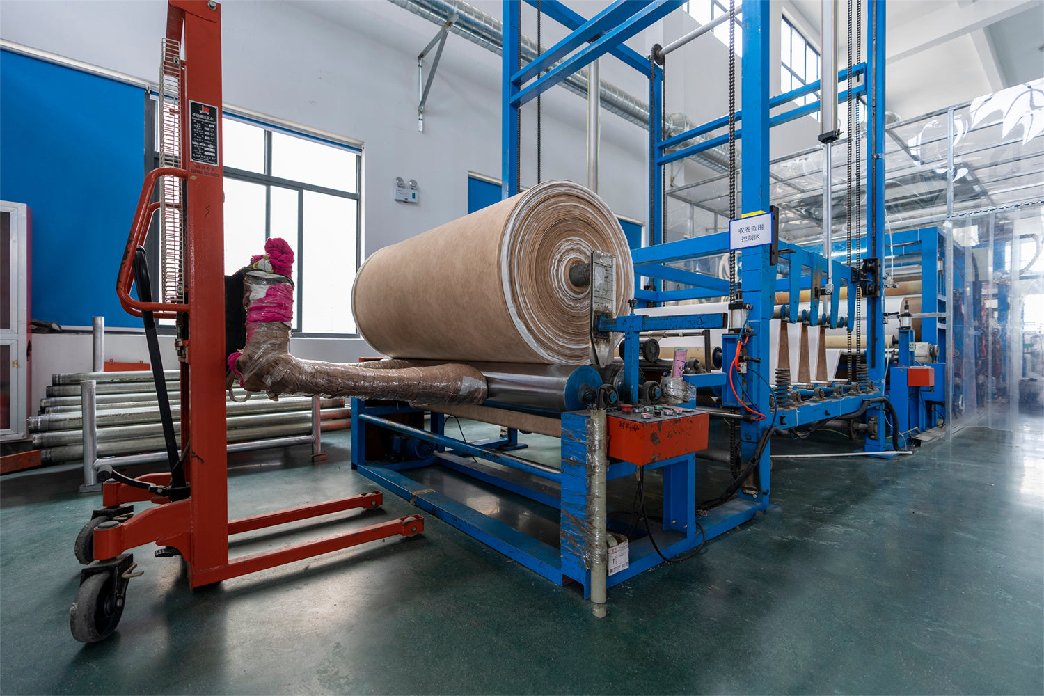 Warp Knitting Expertise for Technical Fabrics